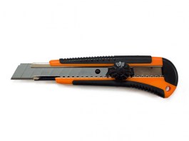 Нож пистолетный с выдвижным лезвием 18 мм STARTUL PROFI